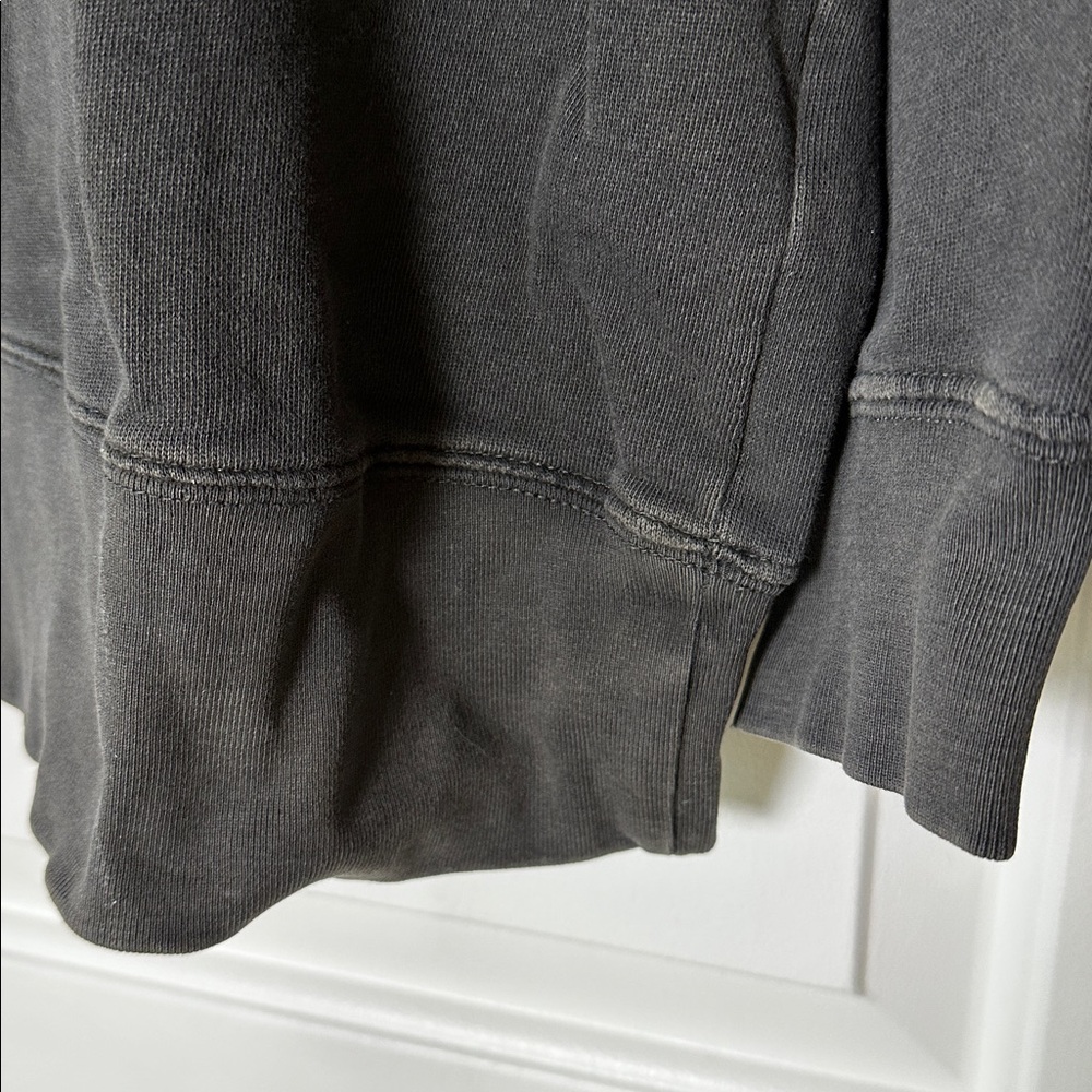 H&M sweatshirt - Picture 5 of 6